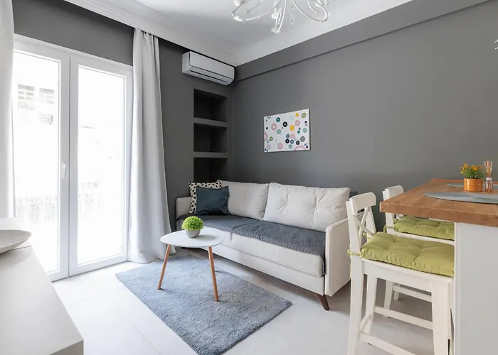 Lumahaus Chamber Palaiologou Apartahotel 4*